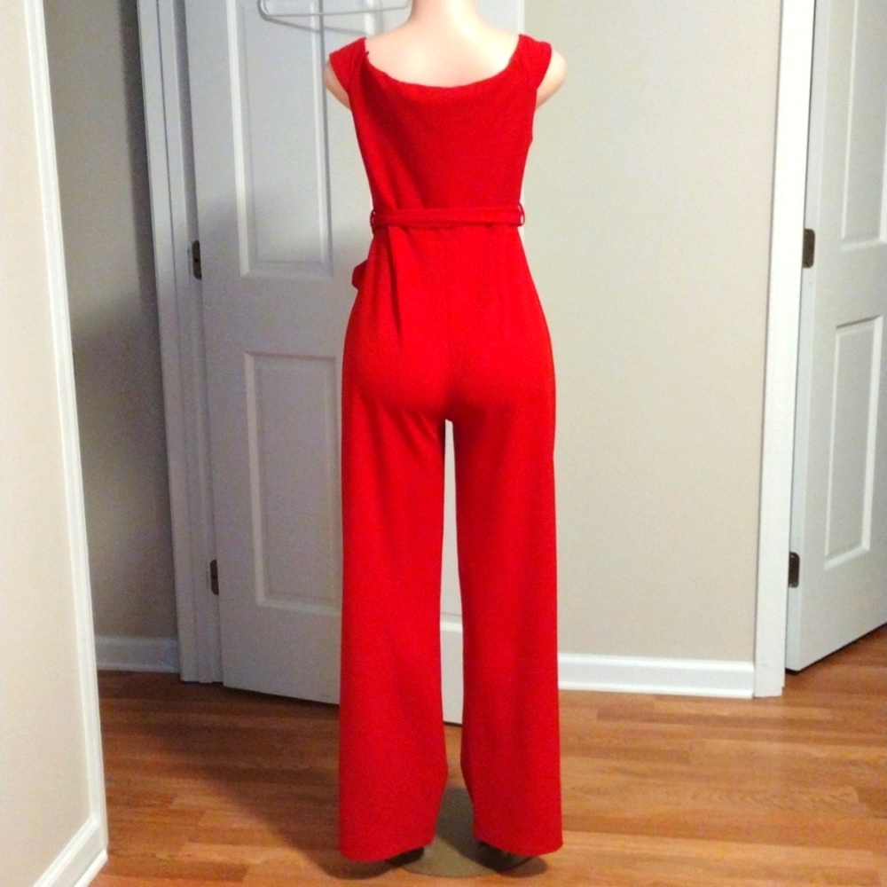 Red Jumpsuit Size Large - Picture 3 of 3
